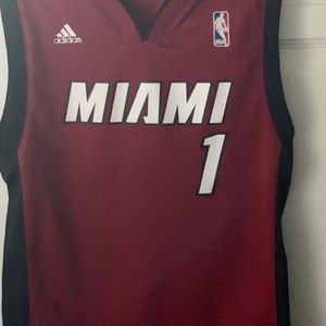 Youth Chris Bosh NBA Miami Heat jersey.